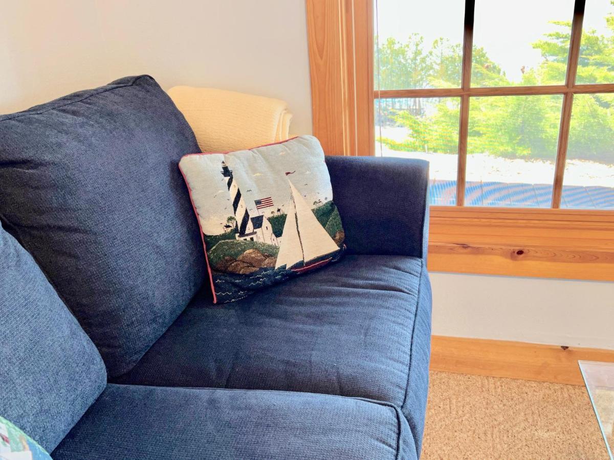 The Torch Lake Bed And Breakfast Central Lake 外观 照片