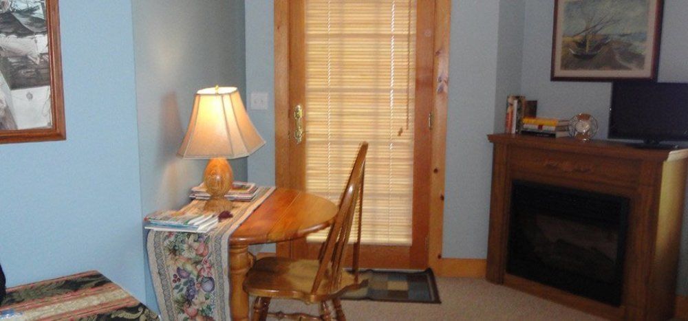 The Torch Lake Bed And Breakfast Central Lake 外观 照片