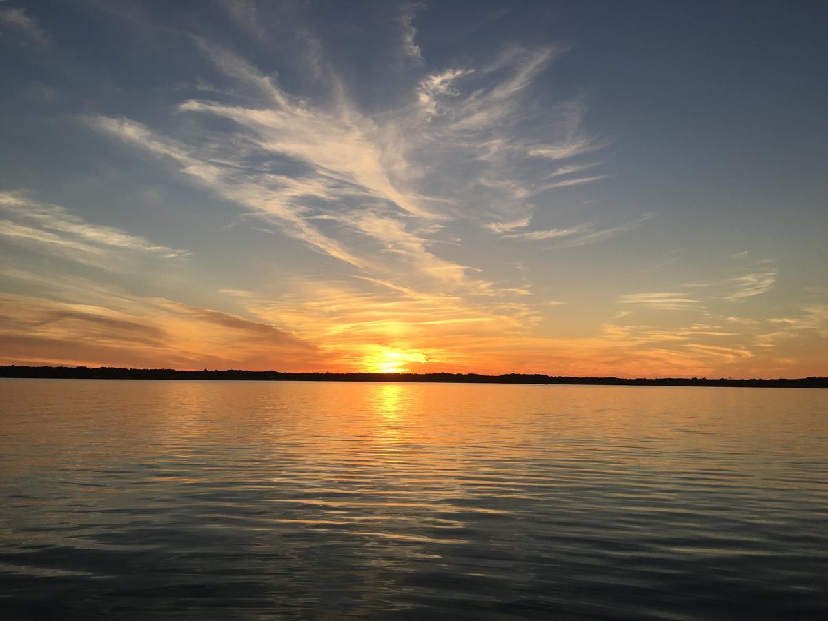 The Torch Lake Bed And Breakfast Central Lake 外观 照片