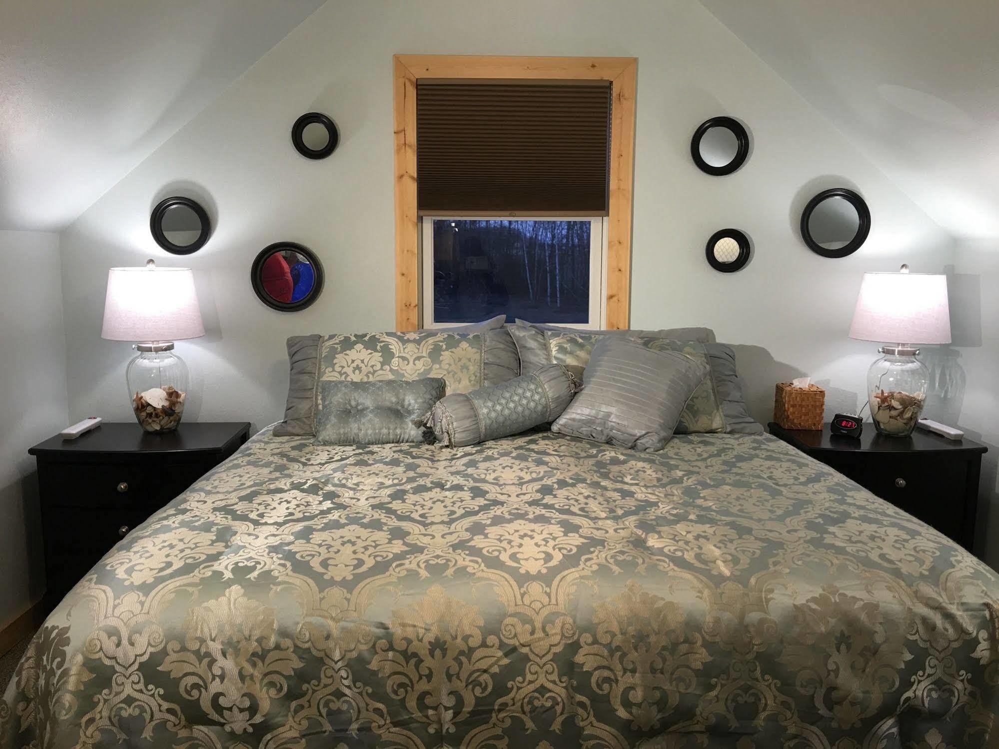 The Torch Lake Bed And Breakfast Central Lake 外观 照片
